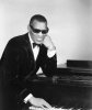 Ray_Charles_classic_piano_pose.jpg